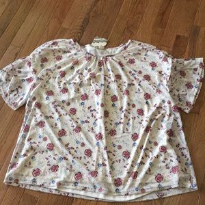 Women’s boutique top